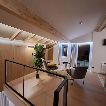 Casa Flores アパート ブラガンサ